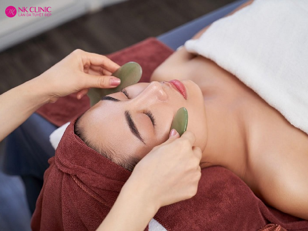 Đá Ngọc Thạch chuyên dùng cho việc massage mặt