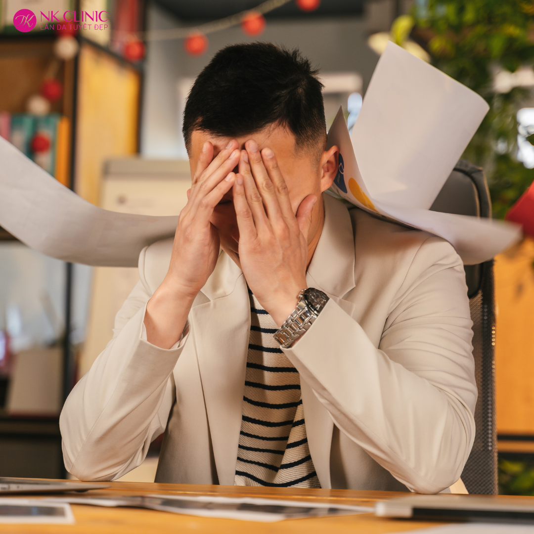 Dấu hiệu stress nặng 