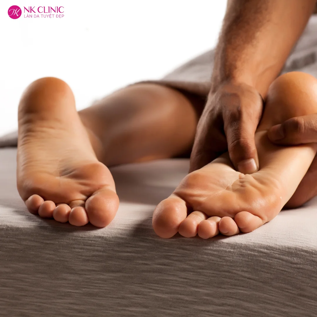 Bấm huyệt giúp khai thông các đường dẫn trong cơ thể Bấm huyệt giúp khai thông các đường dẫn trong cơ thể