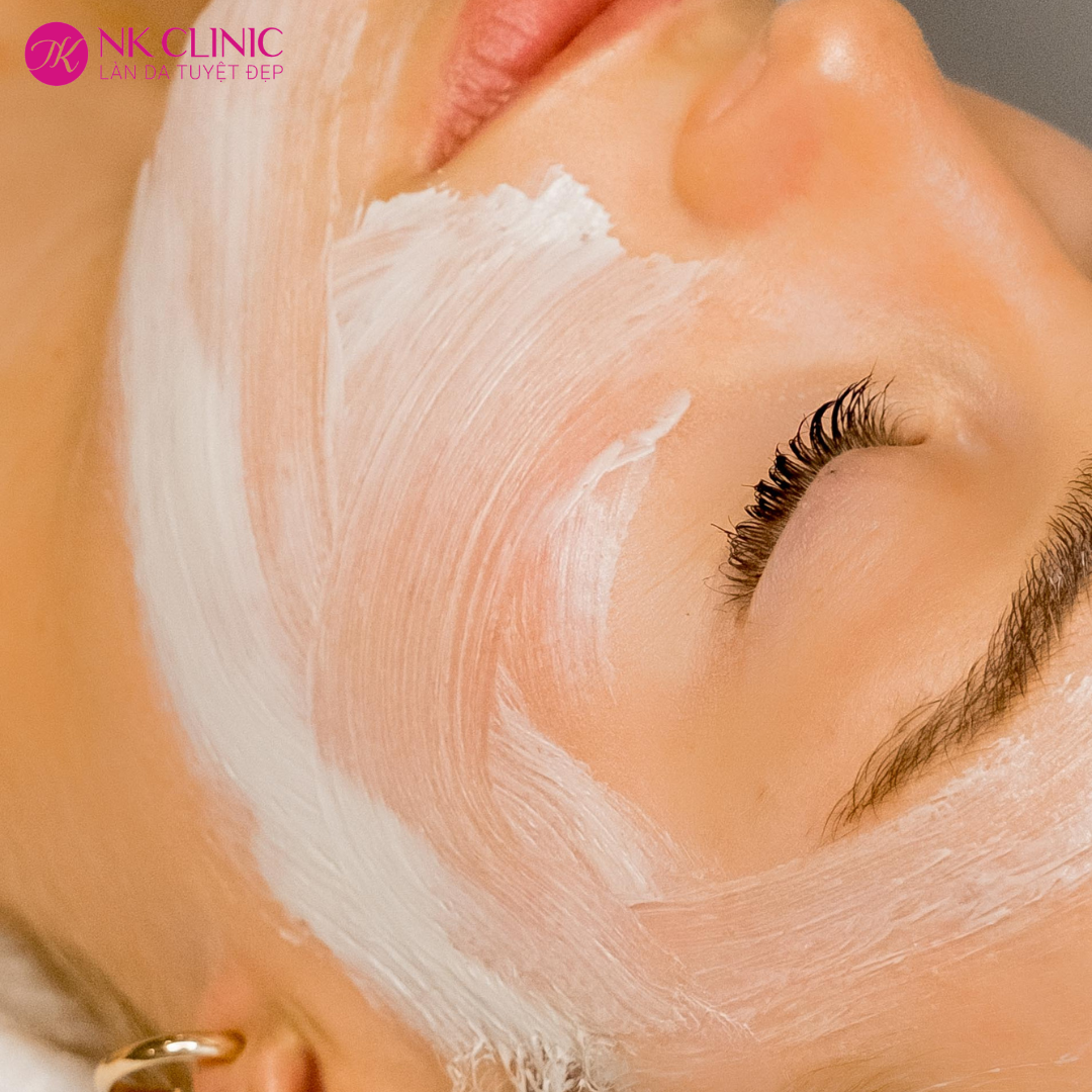 Các bước skincare giúp da căng bóng tự nhiên - Cách làm da mặt căng bóng hiệu quả Các bước skincare giúp da căng bóng tự nhiên - Cách làm da mặt căng bóng hiệu quả