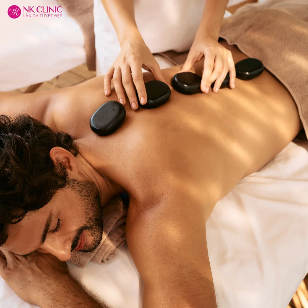 Massage đá nóng Massage đá nóng