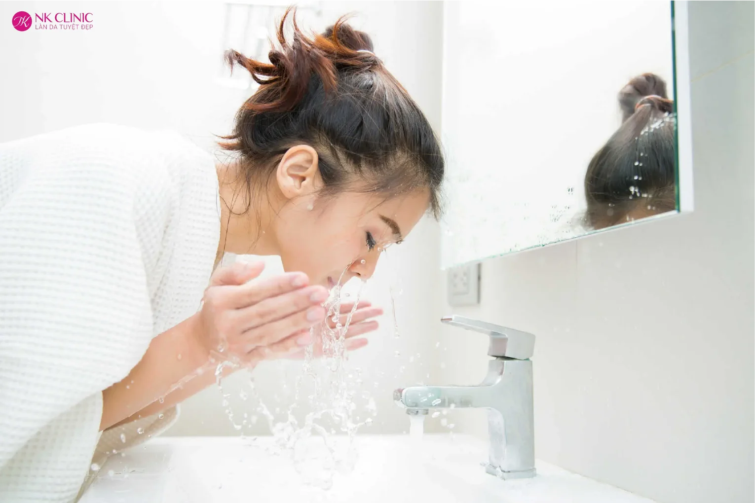 Làm sạch da giúp các dưỡng chất thẩm thấu tốt hơn trong quá trình massage Làm sạch da giúp các dưỡng chất thẩm thấu tốt hơn trong quá trình massage